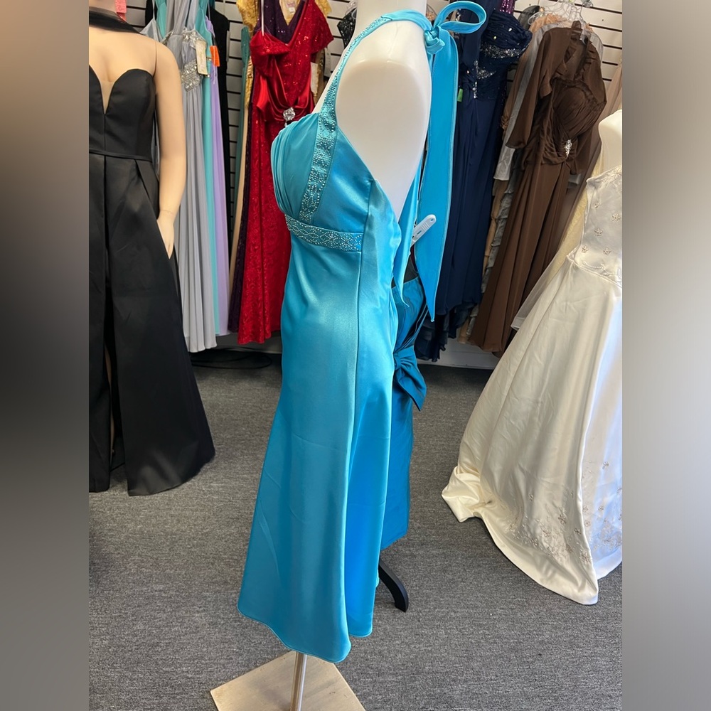 Turquoise Dress - Picture 4 of 4